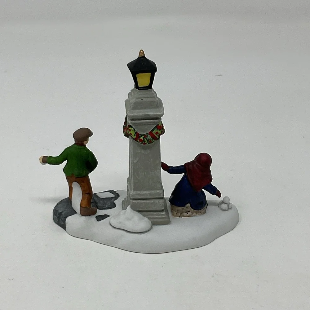 Dept 56 Dickens Village Heritage Collection Snowball Fun 56.58812 Christmas